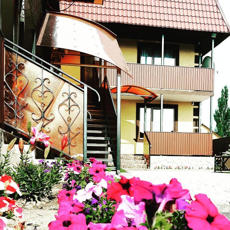 "Гостевой Дом Анны" По Улице Абая, 165 Taldykorgan Exterior foto