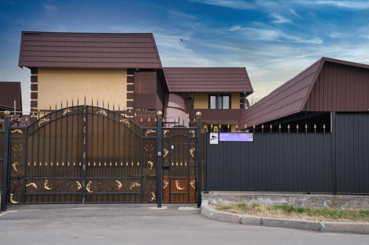 "Гостевой Дом Анны" По Улице Абая, 165 Taldykorgan Exterior foto